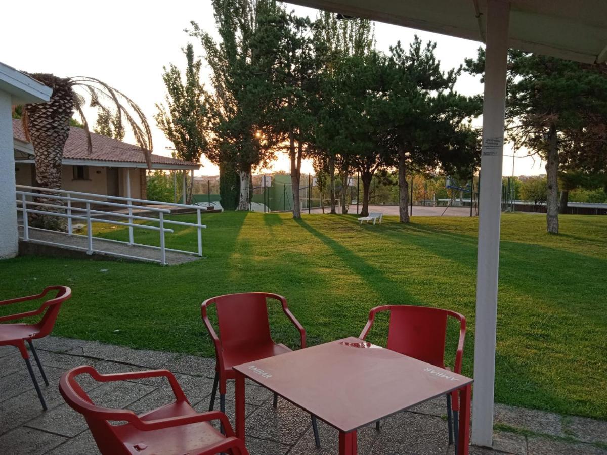 Bungalows Zaragoza Camping Dış mekan fotoğraf