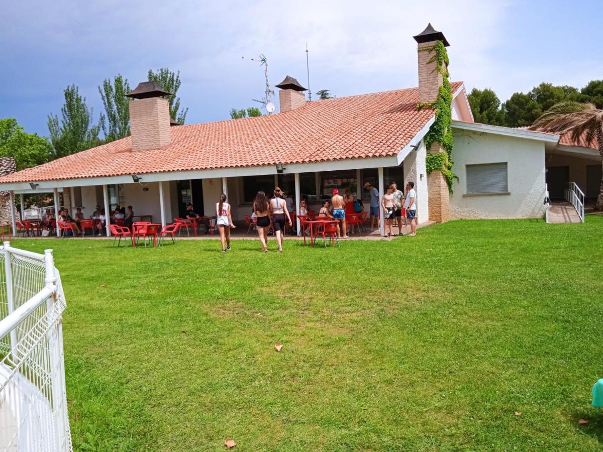 Bungalows Zaragoza Camping Dış mekan fotoğraf
